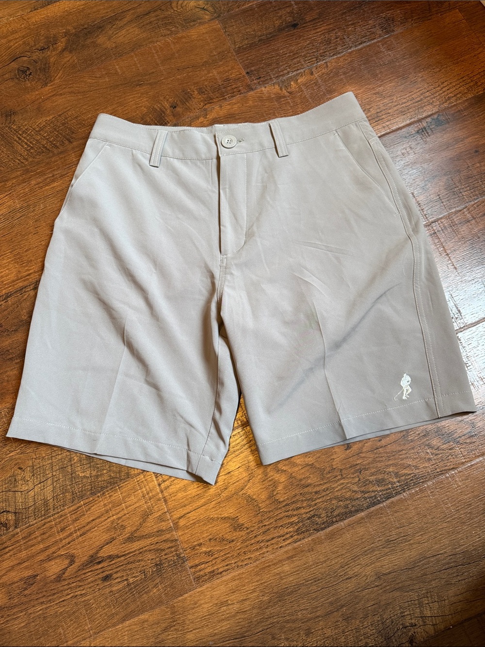 Men’s Gong Show golf shorts size Medium.
